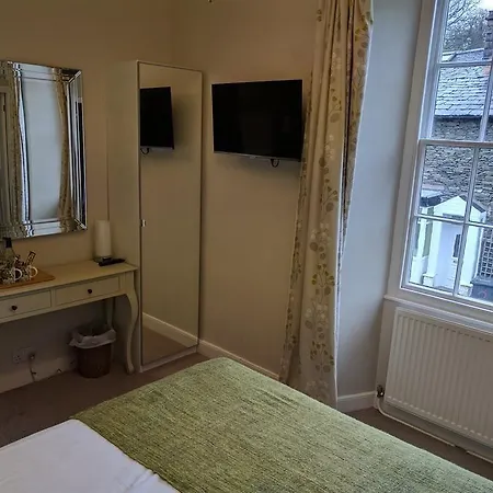 Отель The Elleray 4*